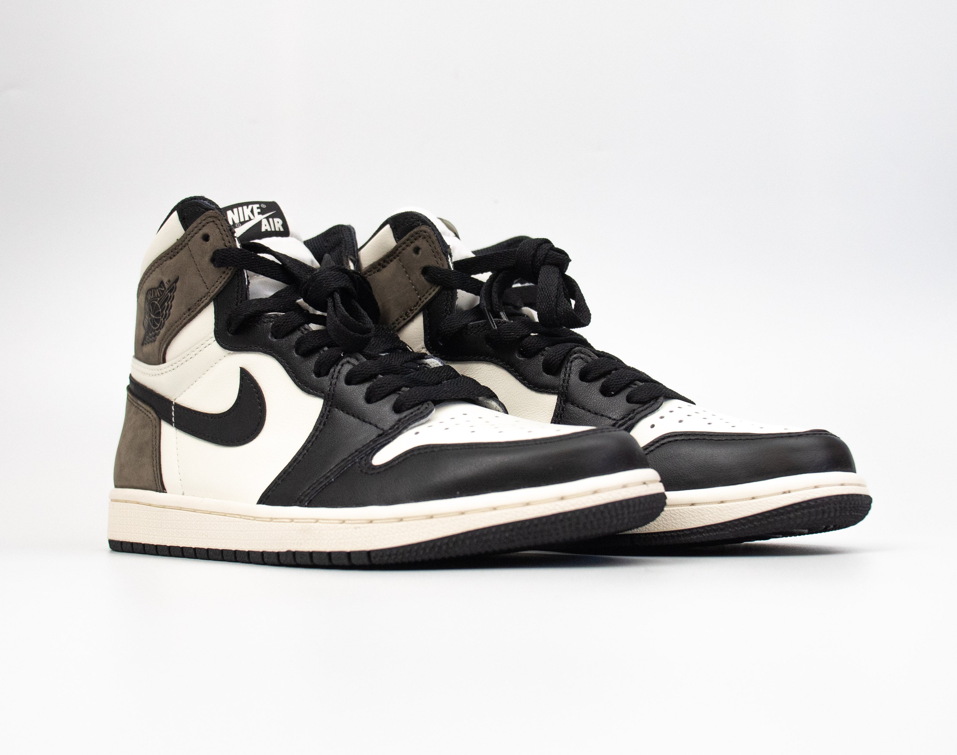 Jordan 1 online high retro