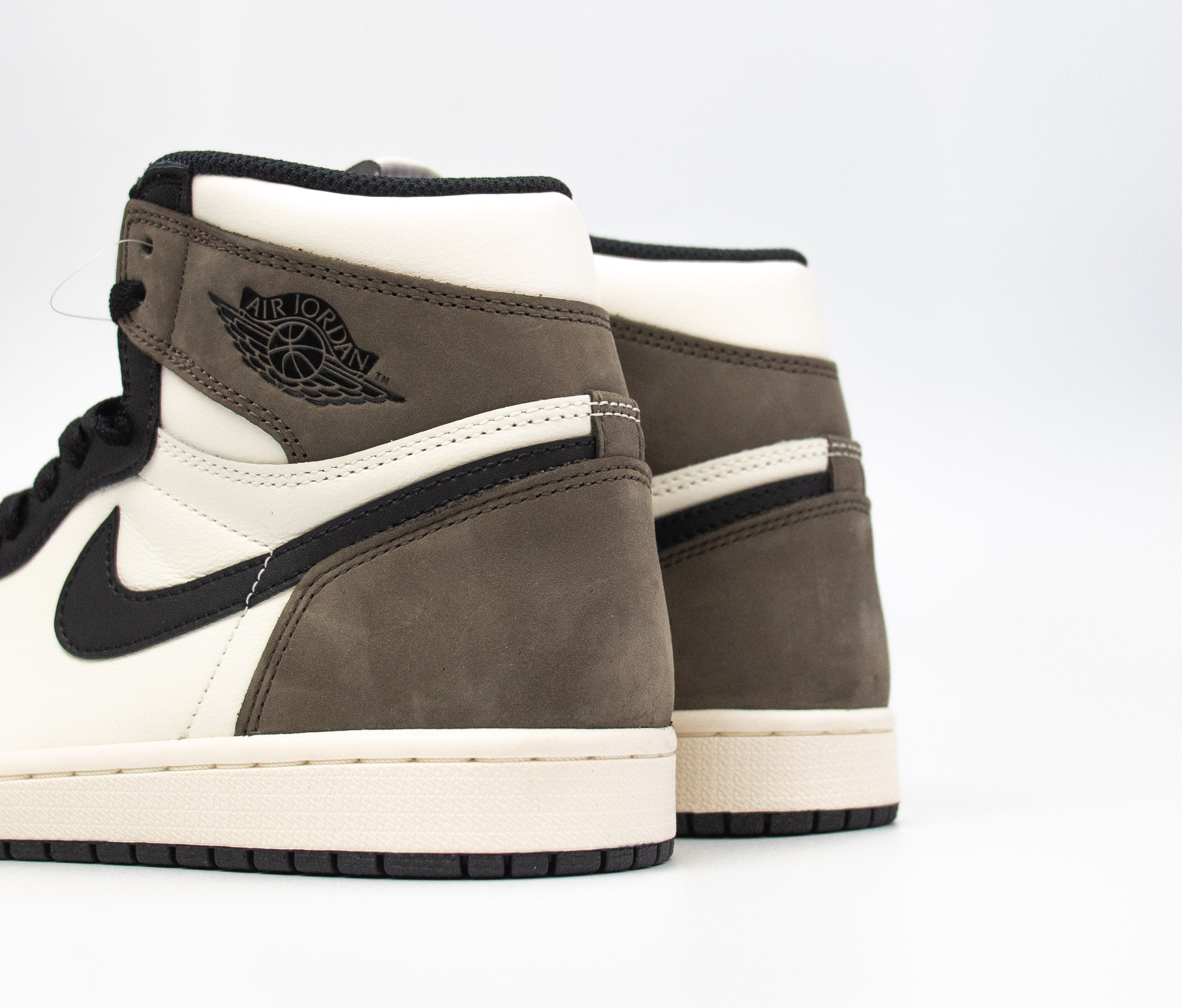 Jordan 1 High Retro 'Mocha'