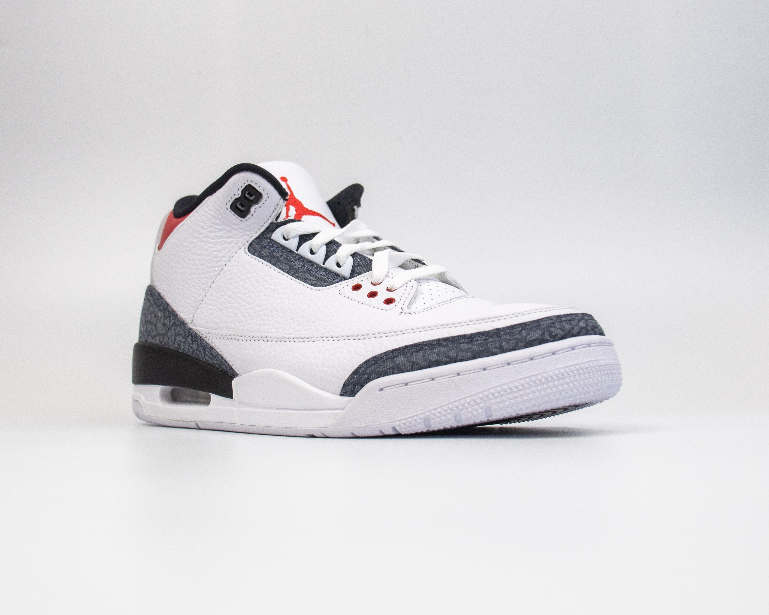 Jordan 3 Retro SE 'Fire Red'