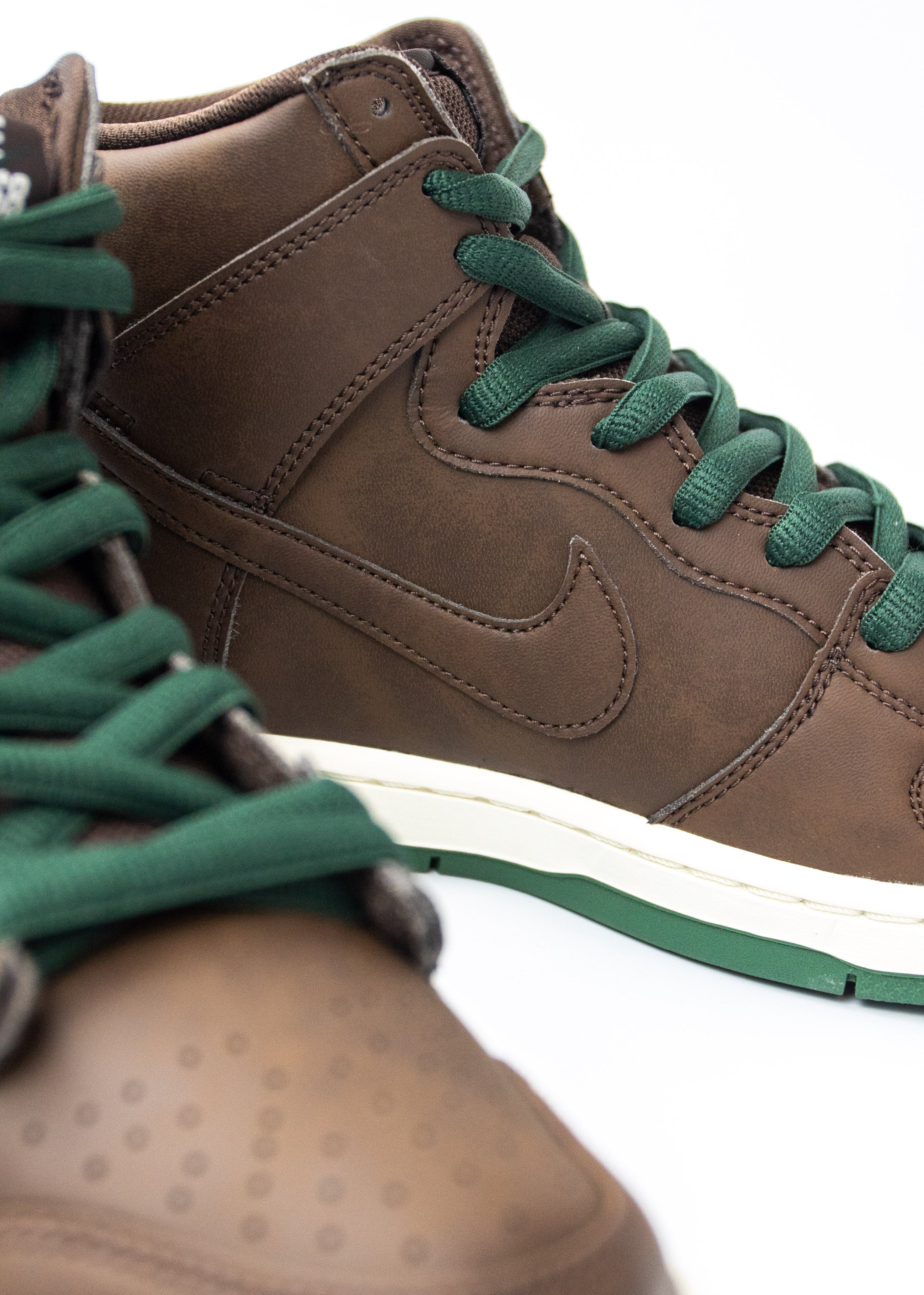 Nike Dunk High 'Baroque Brown'