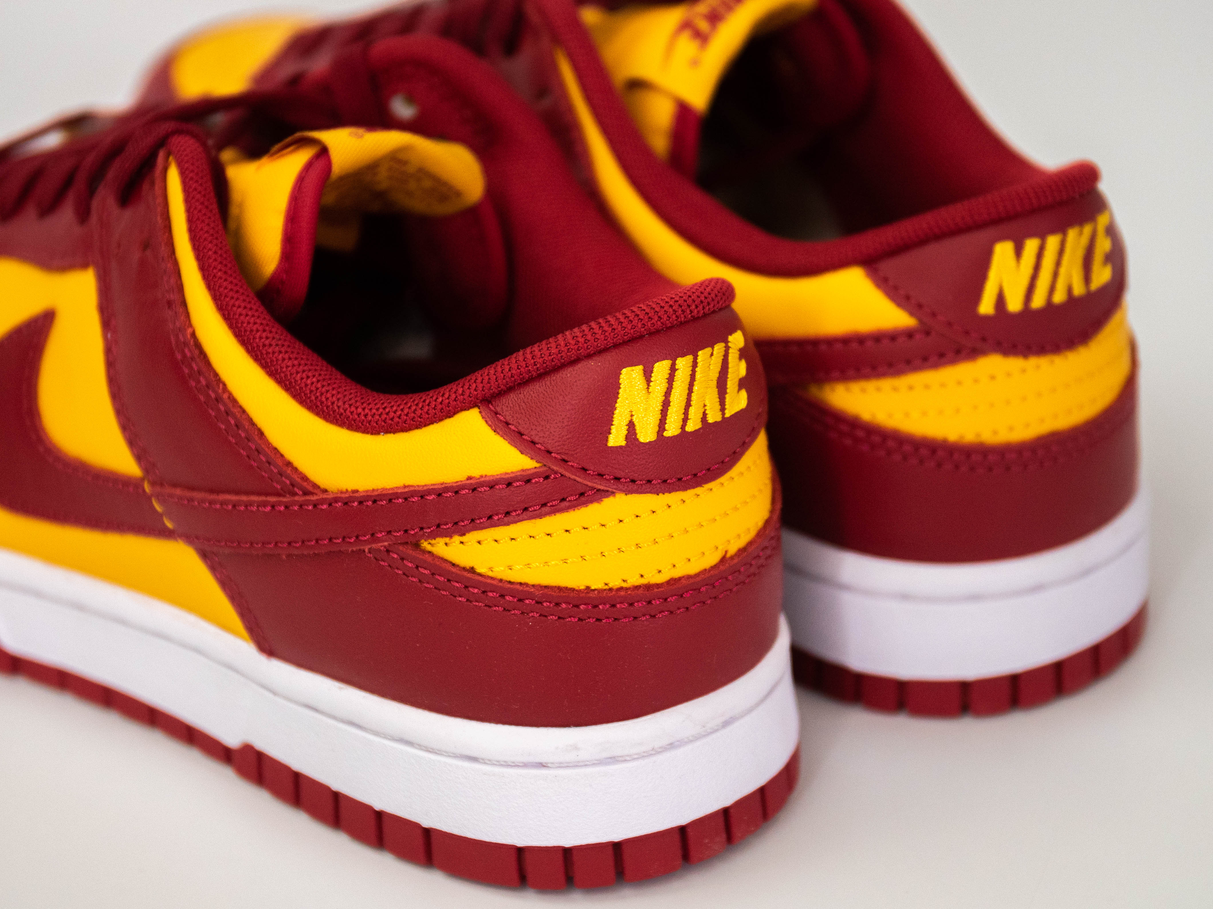 Nike Dunk Low Midas Gold/Red