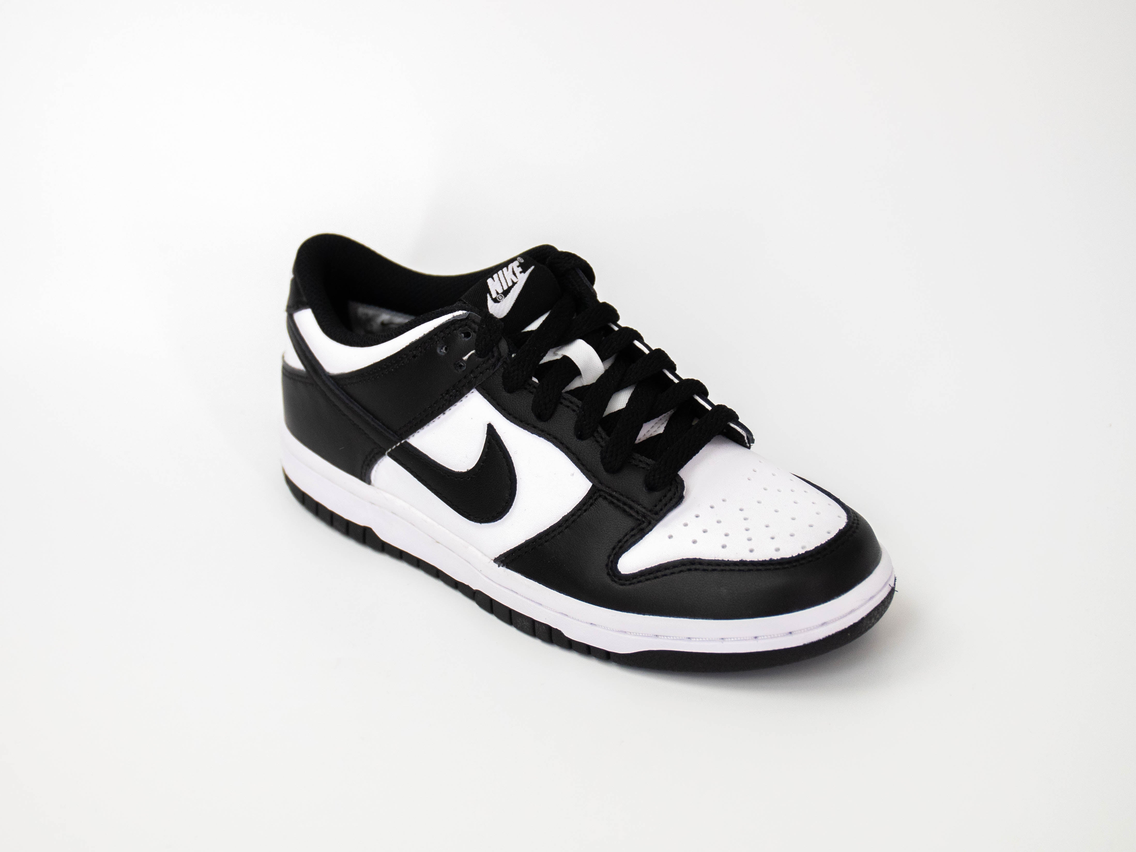 Nike Dunk Low 'Panda'