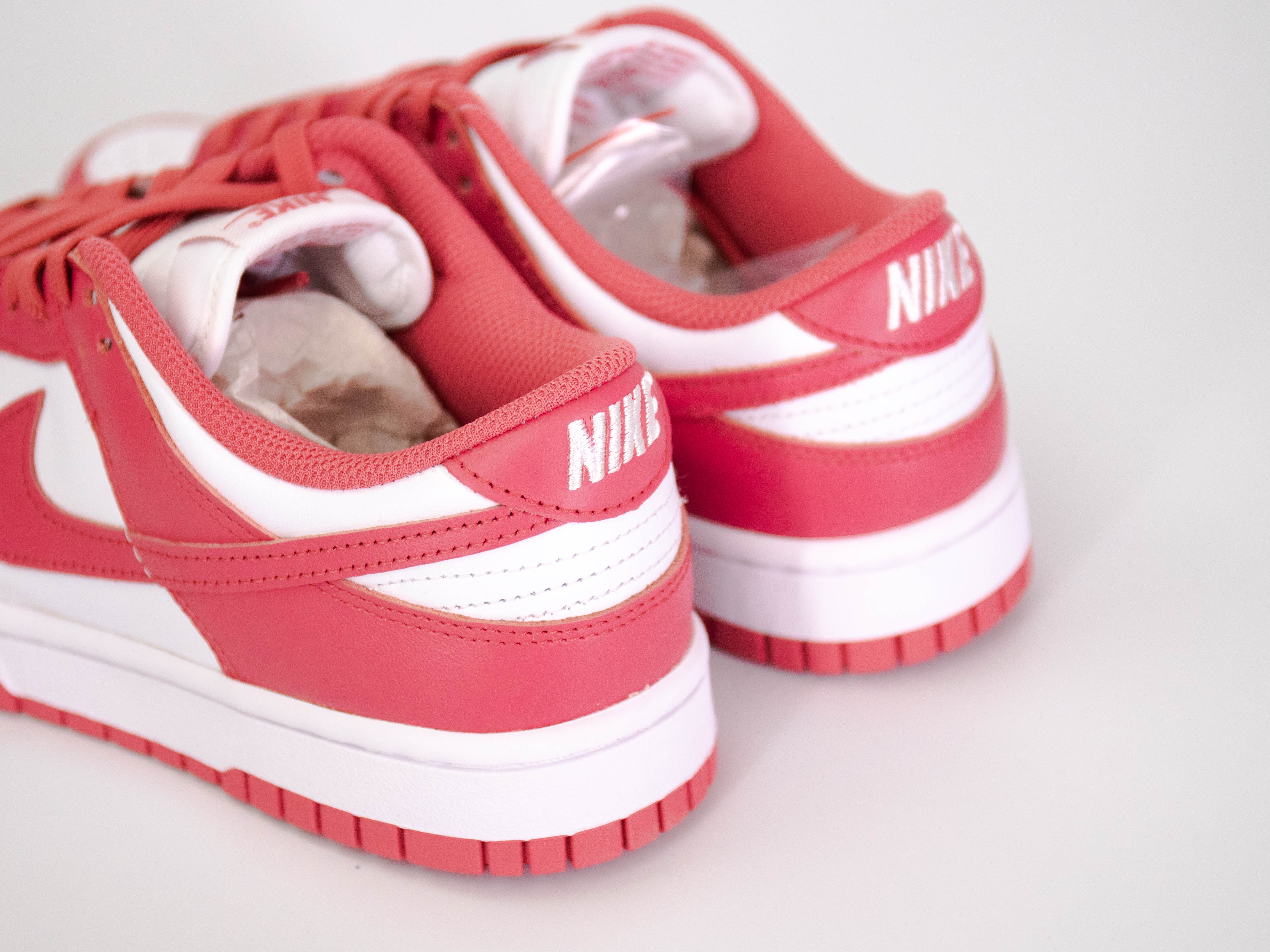 Nike Dunk Low 'Archeo Pink'