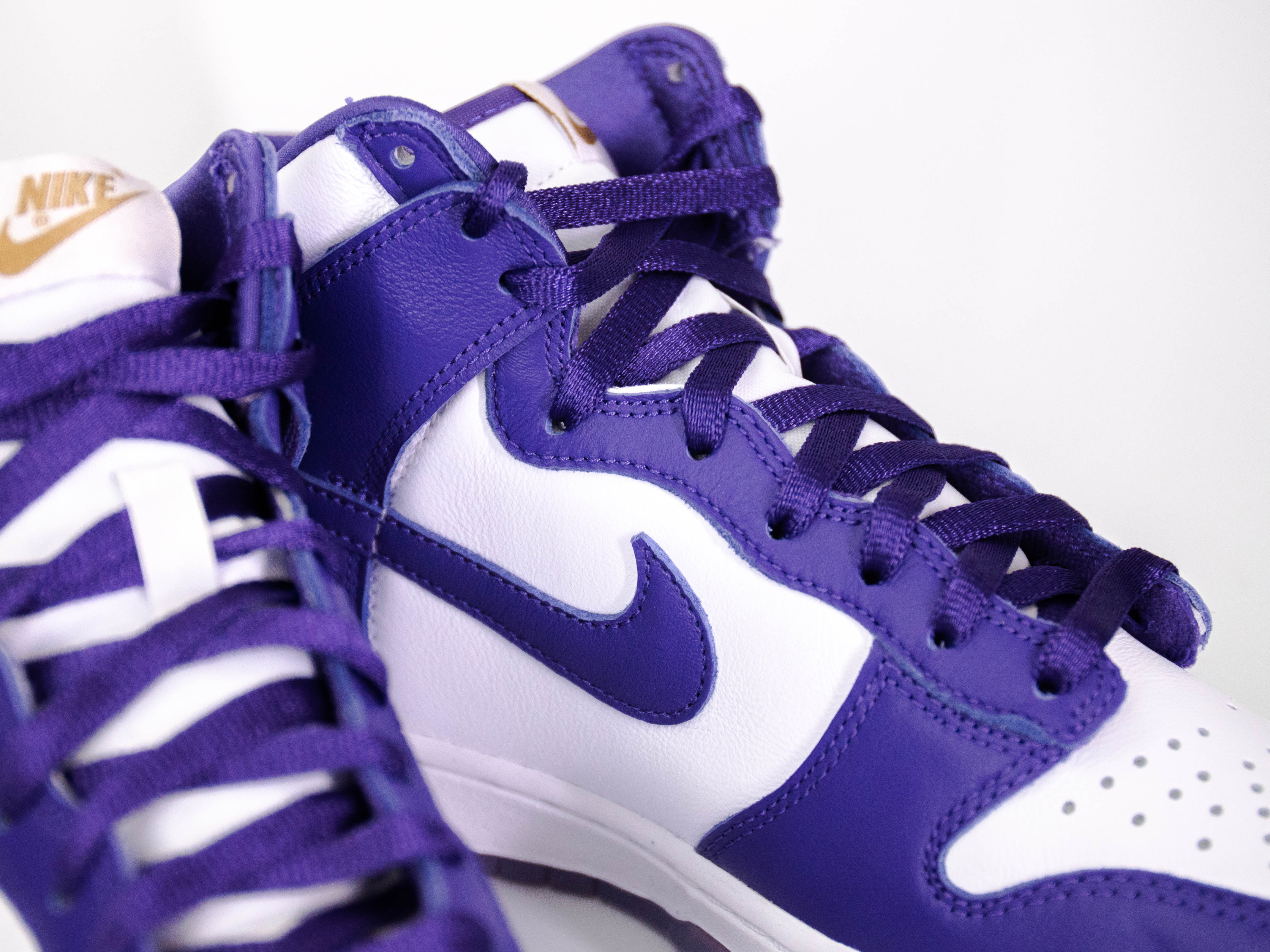 Nike Dunk High 'Varsity Purple'