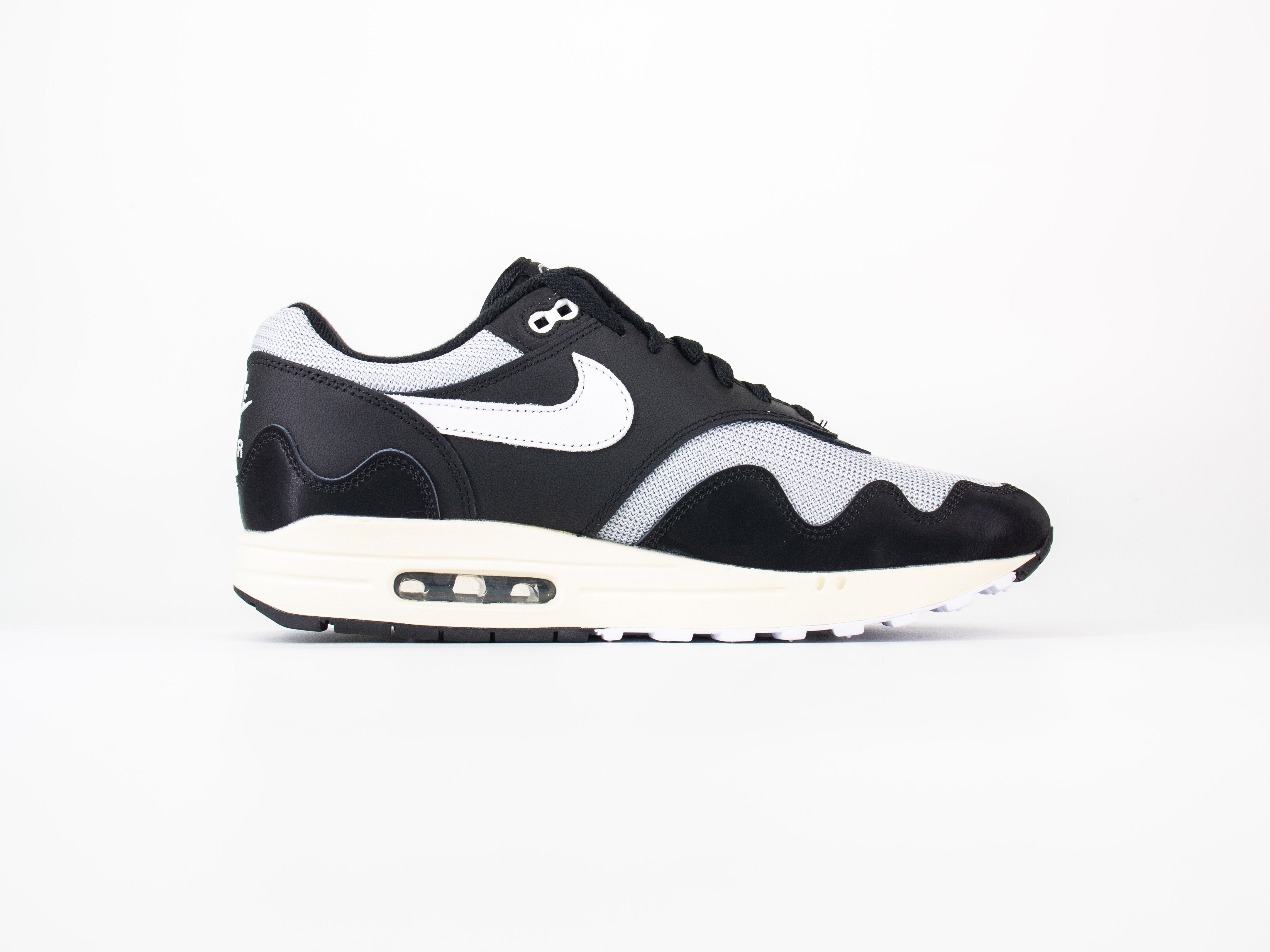 NIKE AIR MAX 1 X Patta 'Metallic Silver/White-Black'