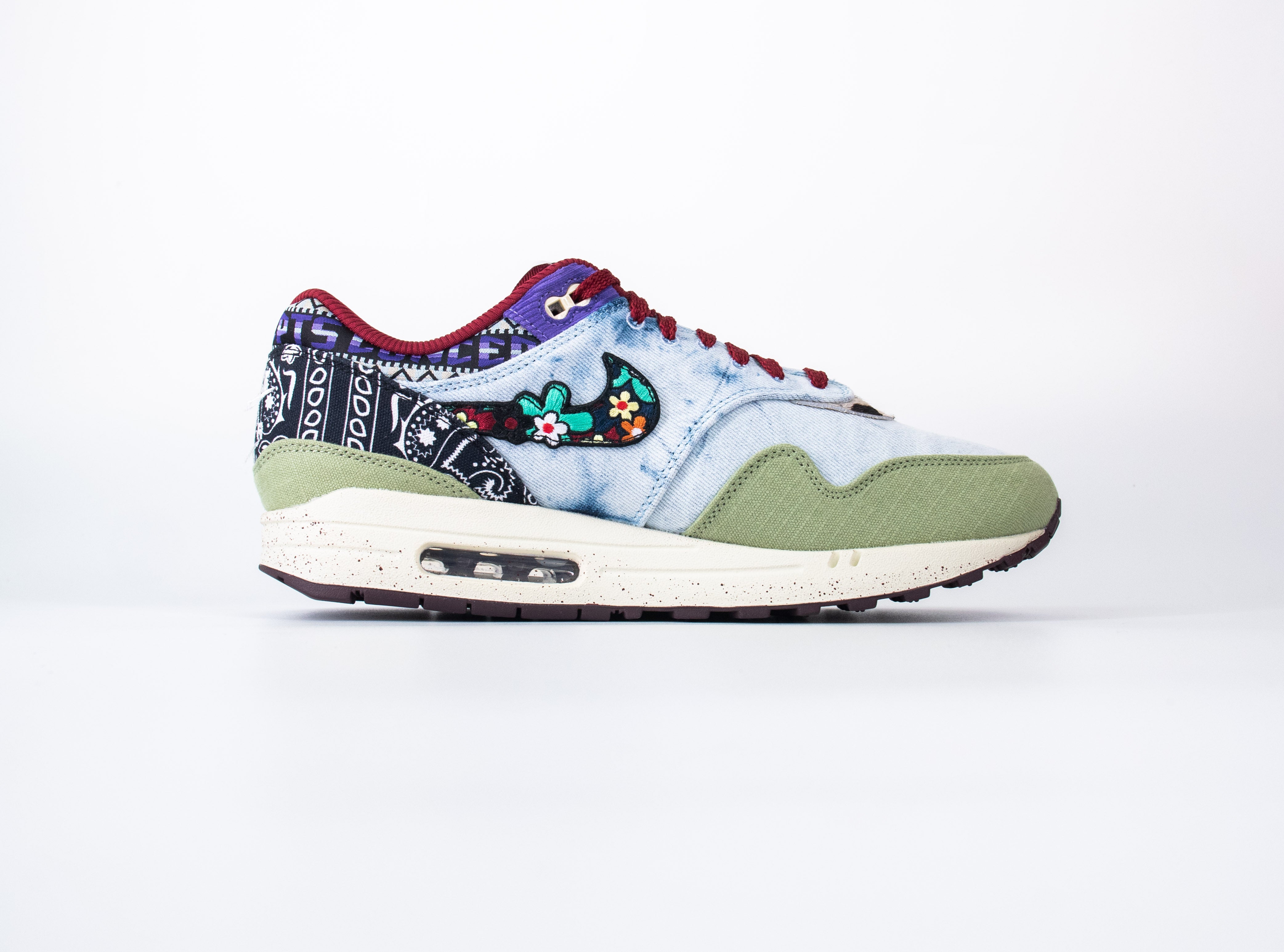 Nike Concepts AM1 