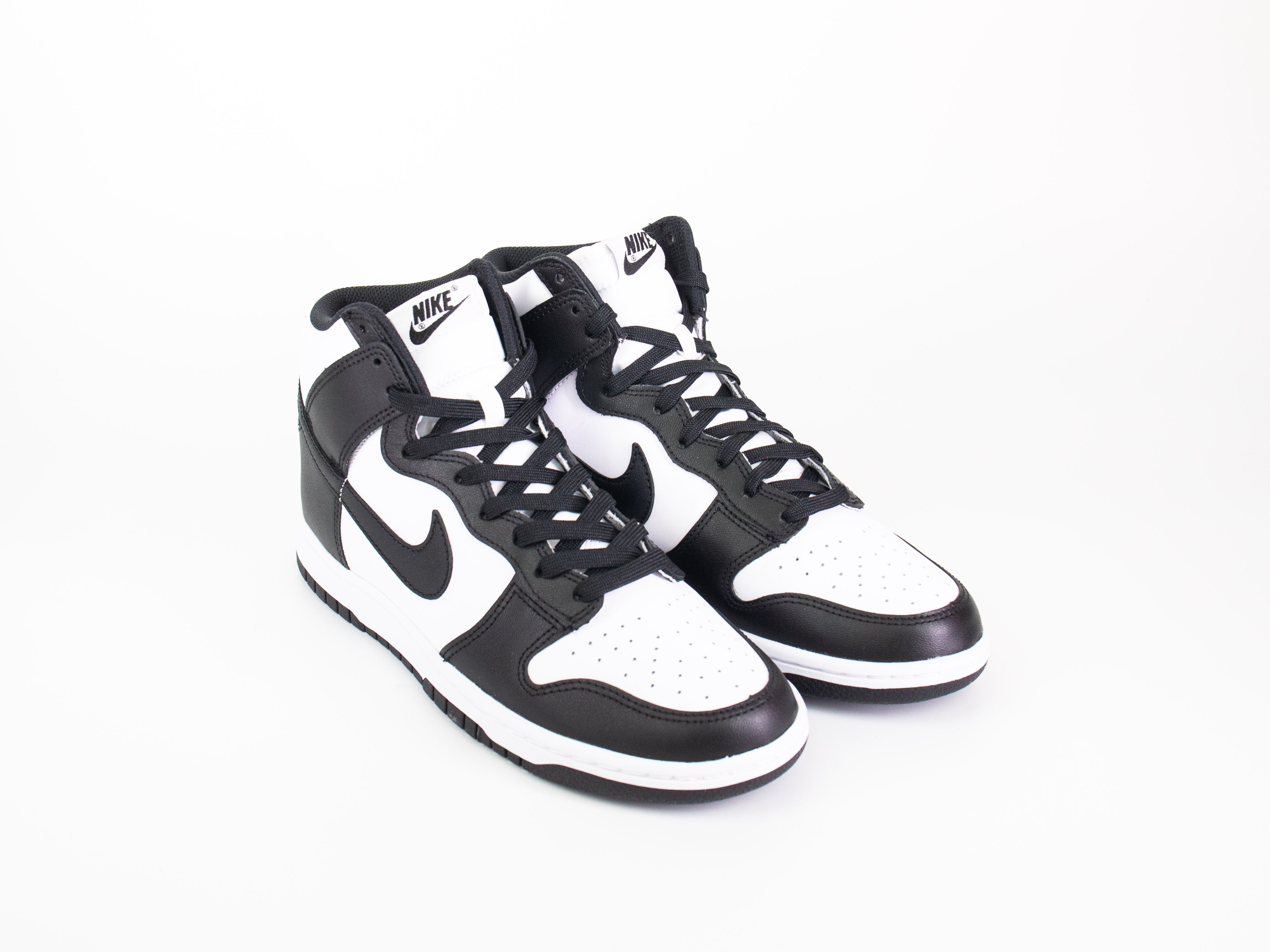 Nike Dunk High 'Panda'