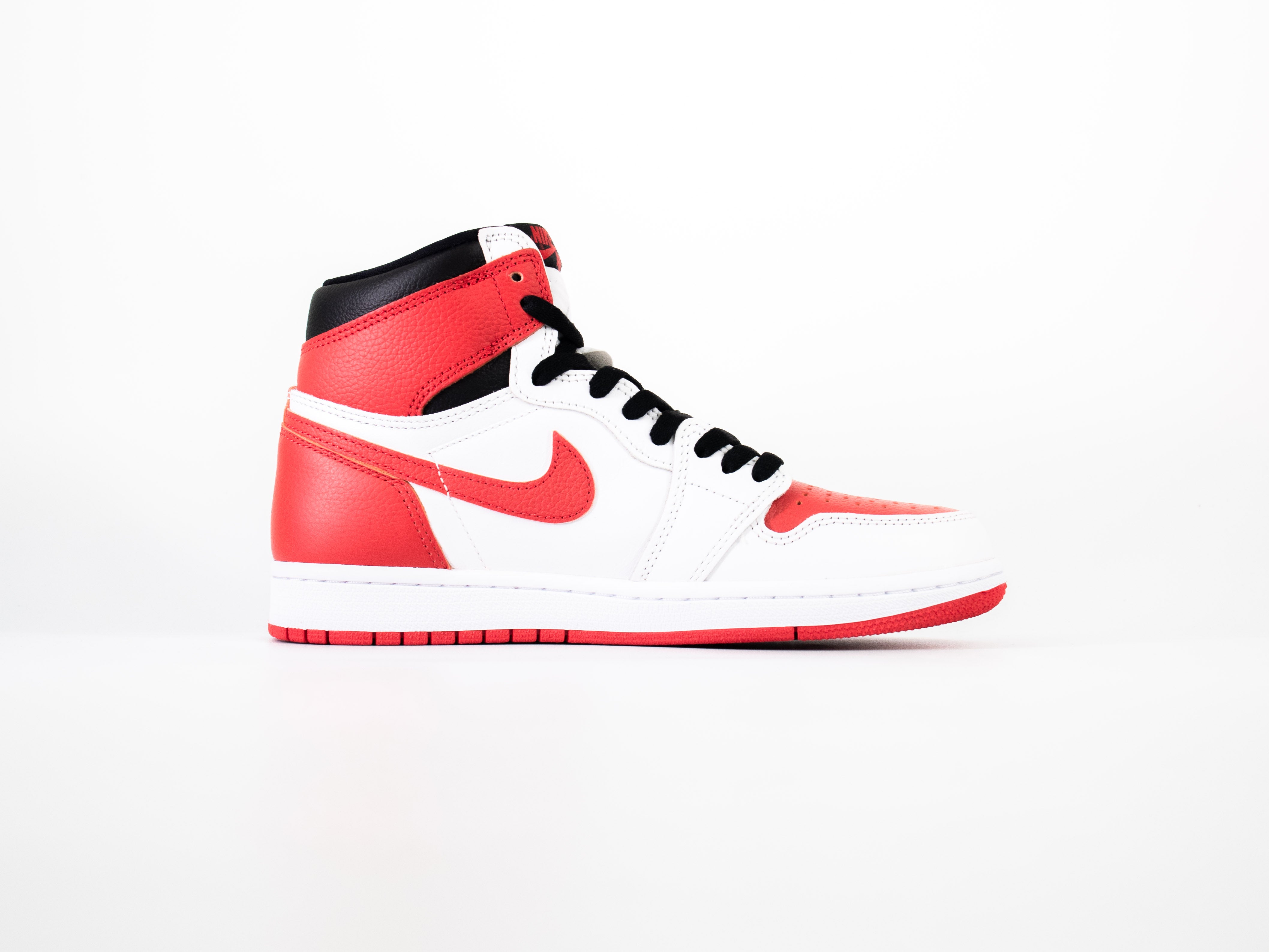 Nike Jordan 1 High OG 'Heritage'