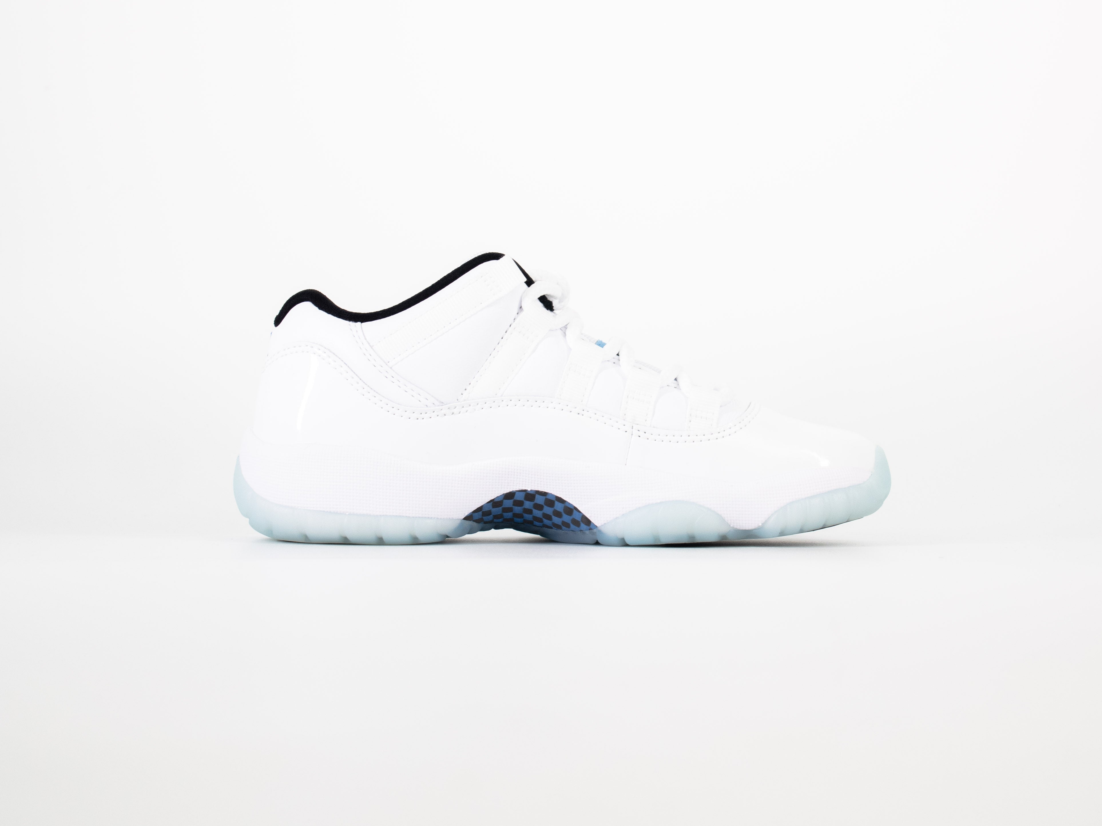 Jordan 11 Low 'Legend Blue'