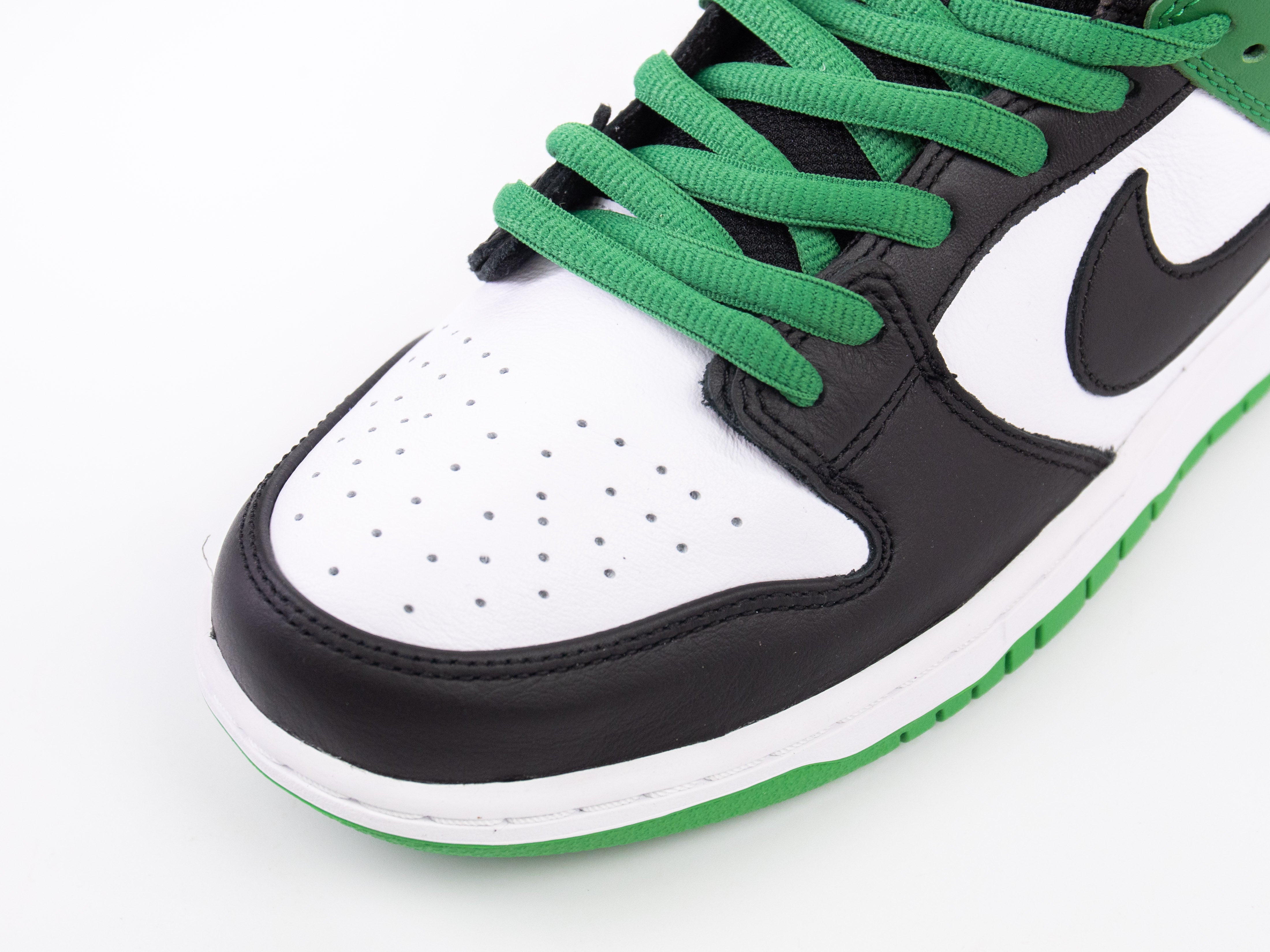 Nike Dunk Low SB 'Classic Green'