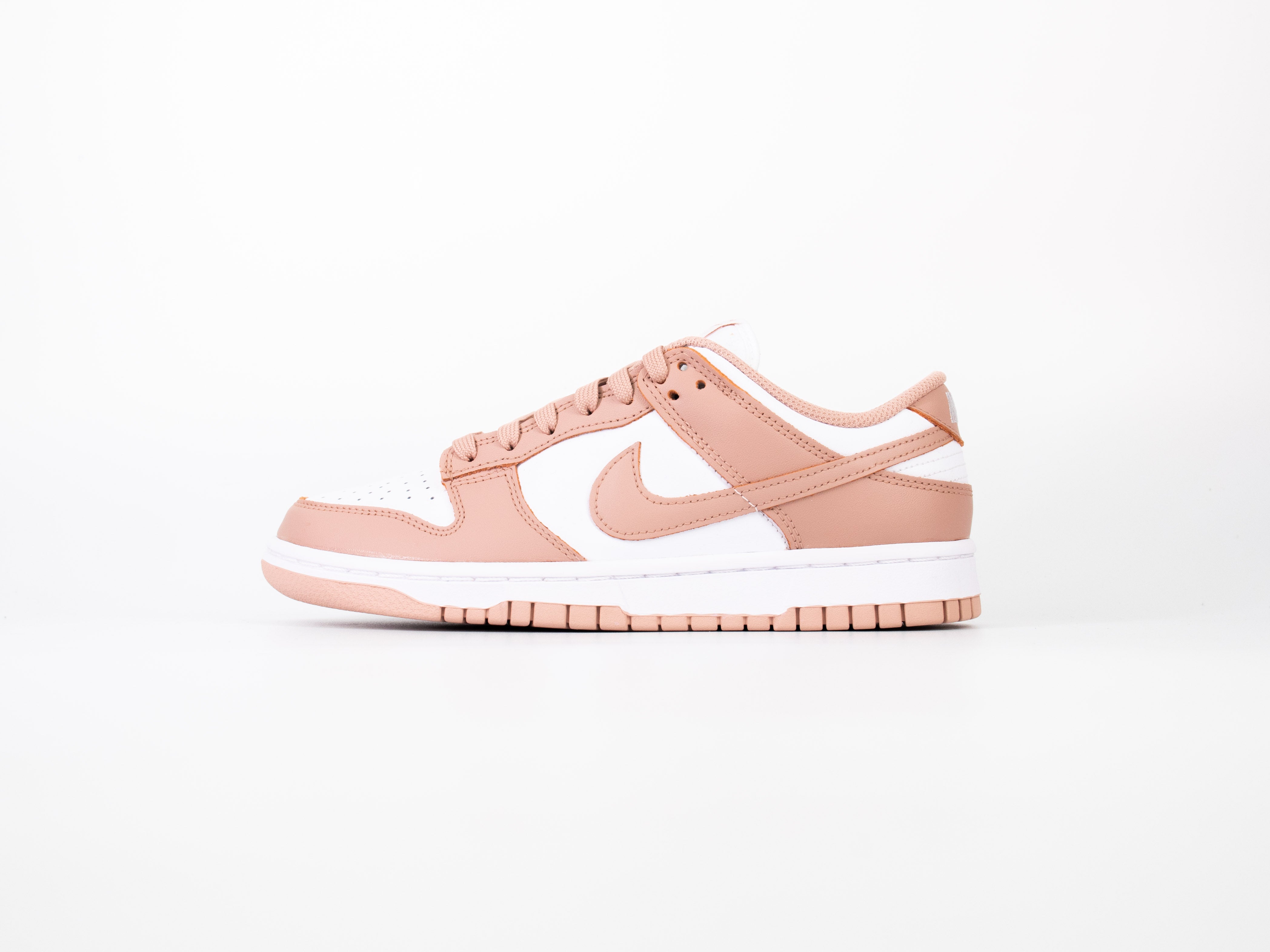 Nike Dunk Low 'Rose Whisper'