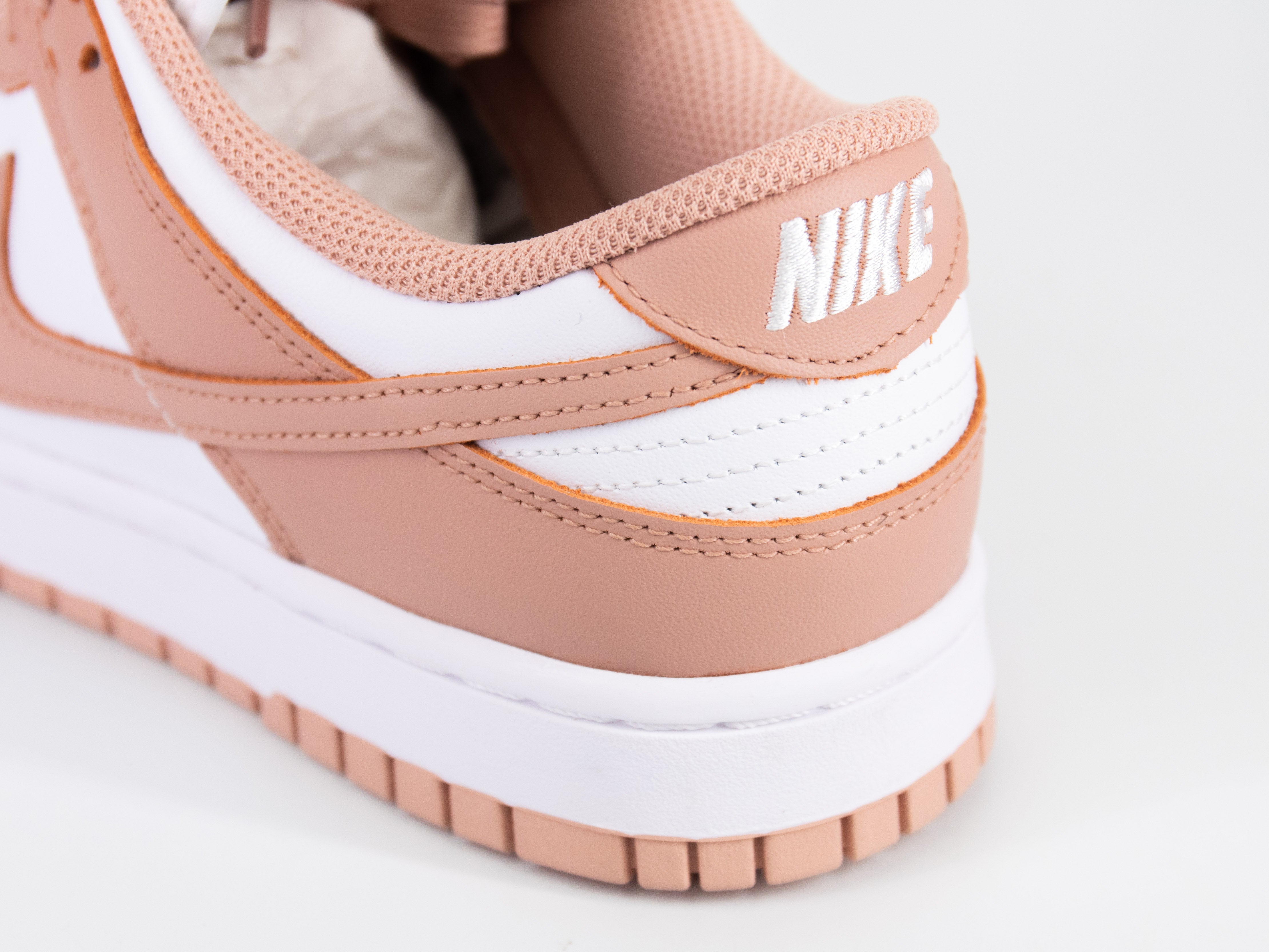 Nike Dunk Low 'Rose Whisper'