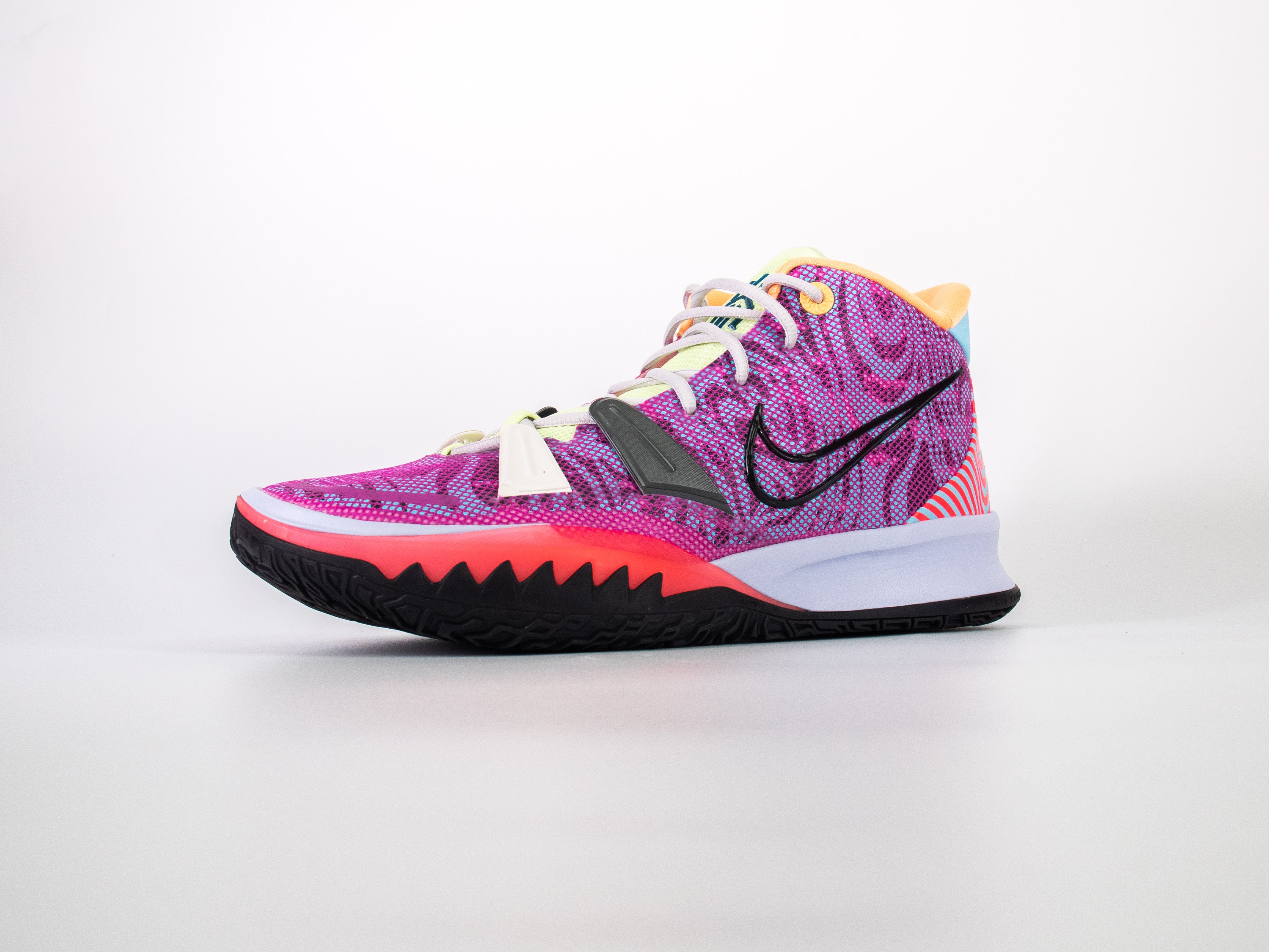 Nike Kyrie 7 Creator